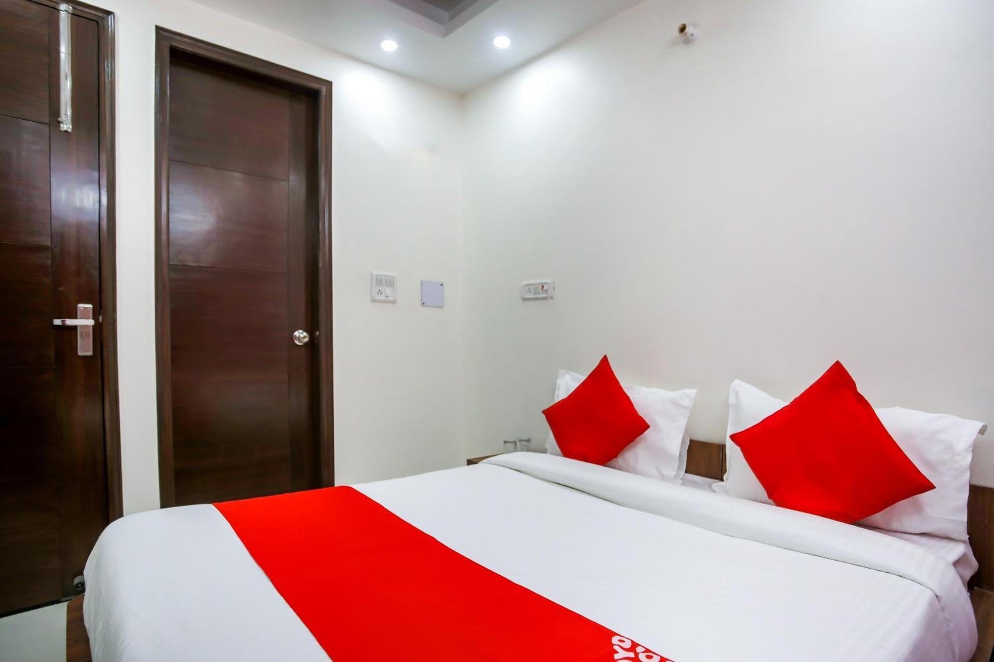Hotel O Mahipalpur Extension Near Airport New Delhi Bagian luar foto