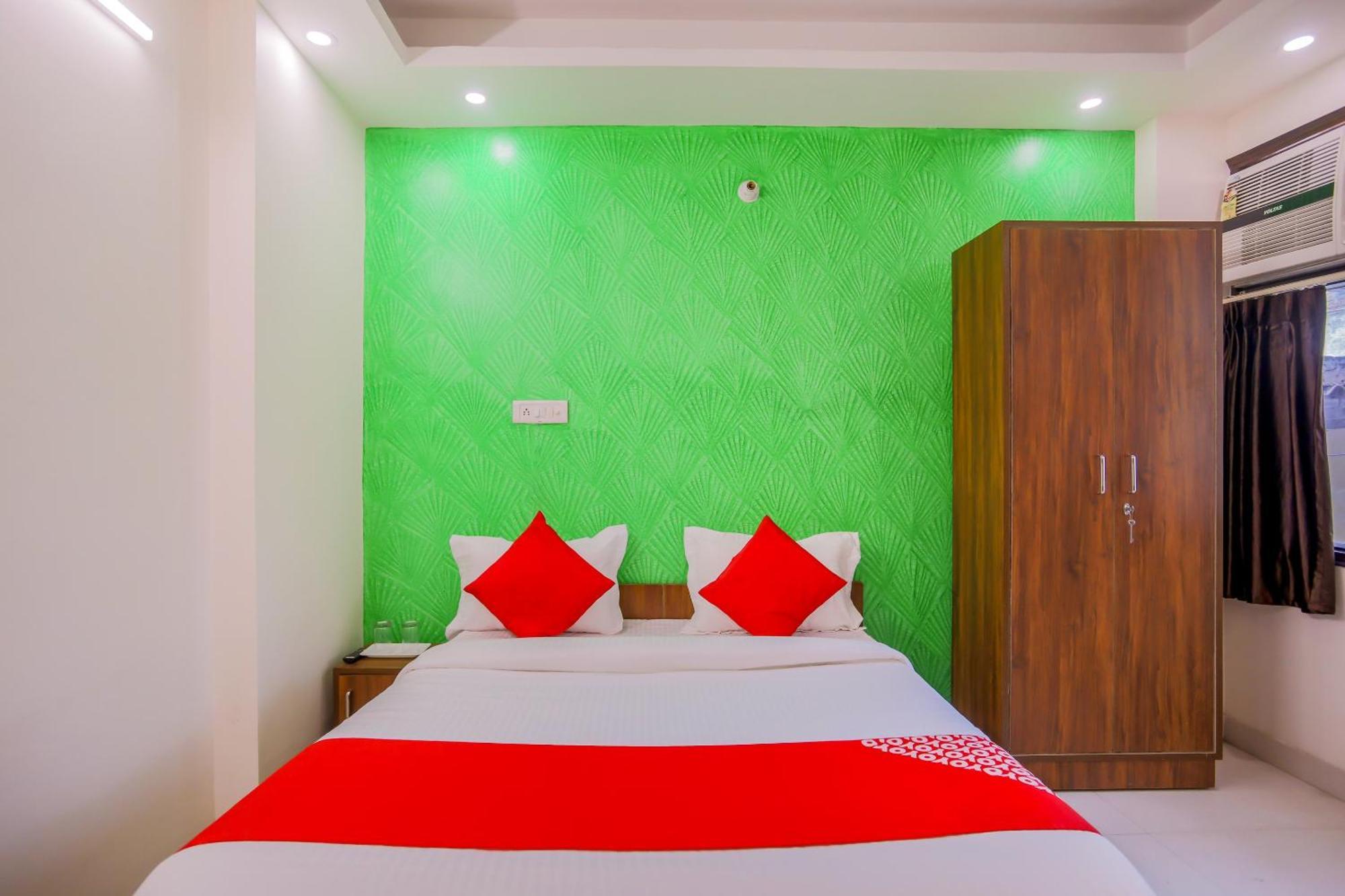 Hotel O Mahipalpur Extension Near Airport New Delhi Bagian luar foto