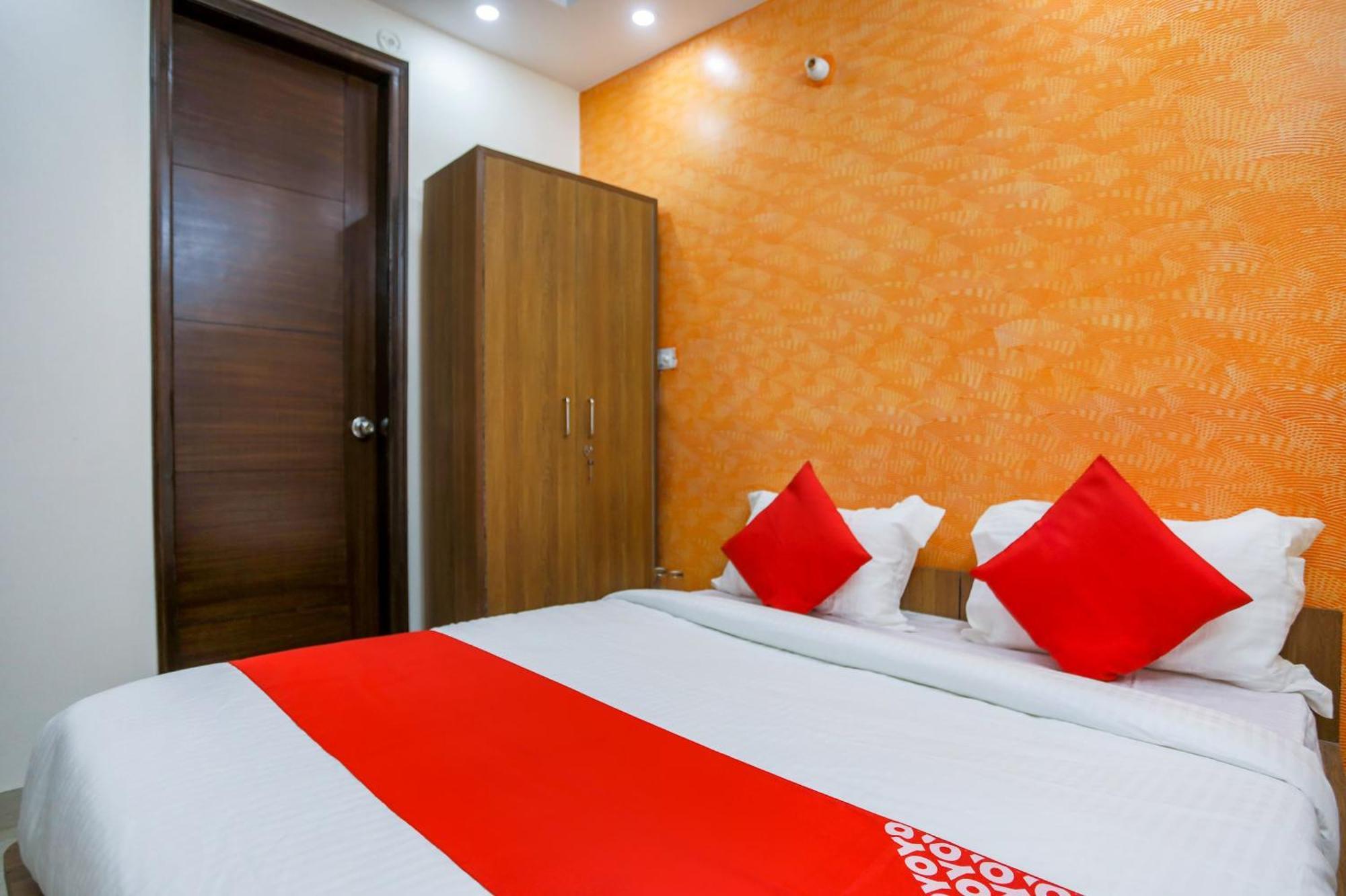 Hotel O Mahipalpur Extension Near Airport New Delhi Bagian luar foto