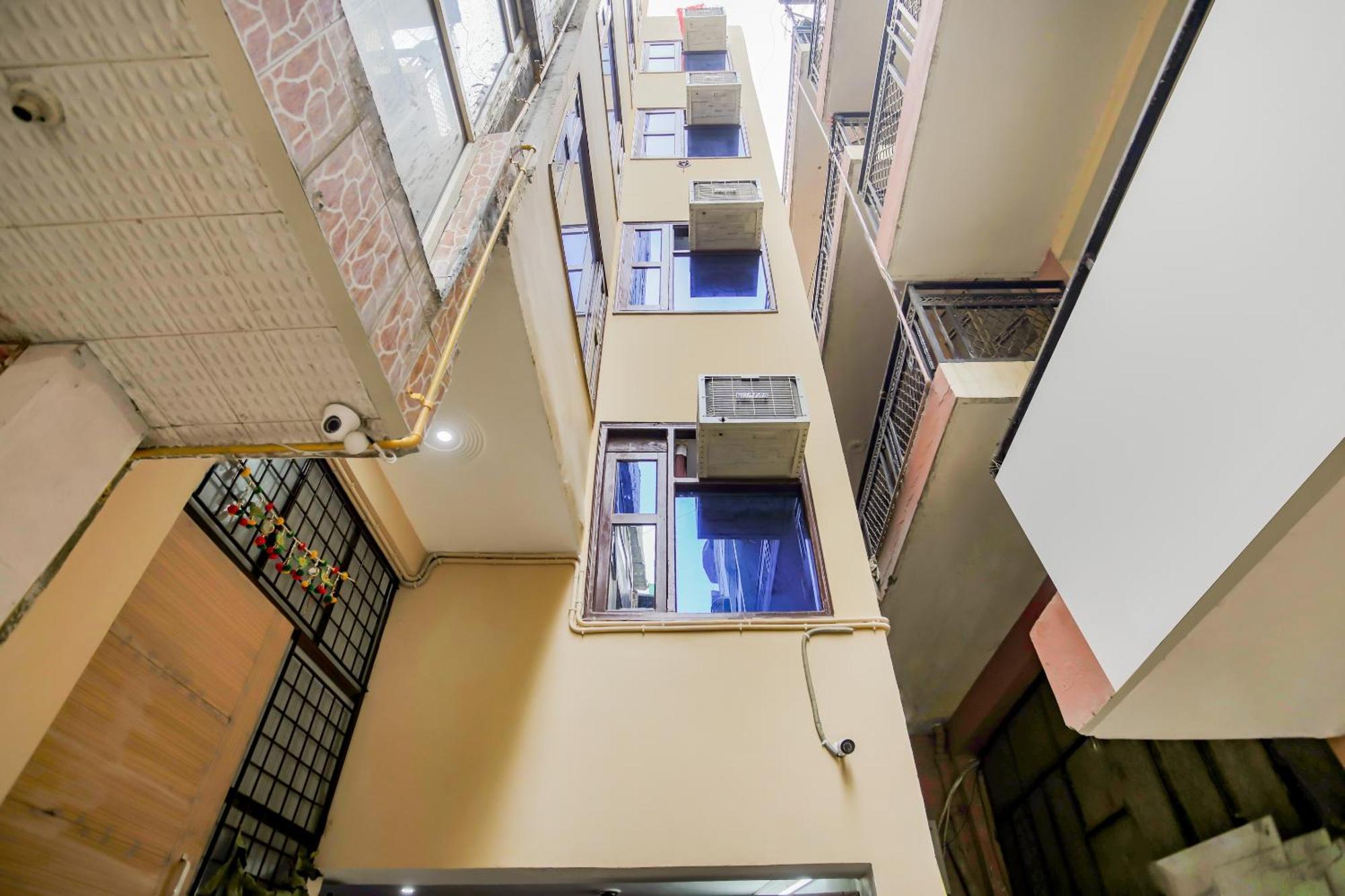 Hotel O Mahipalpur Extension Near Airport New Delhi Bagian luar foto